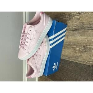 Adidas Sleek Women's Sneakers size 8  Pink